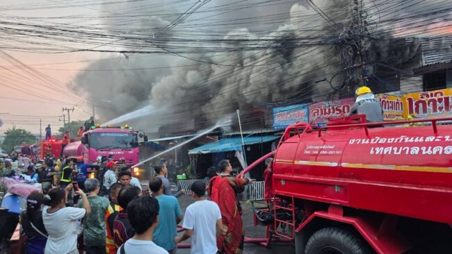 ไฟไหม้ตรอกลิเก