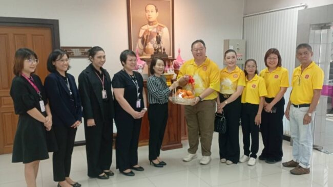 ถ่านั้ง 111 เข้าพบ ผอ.ภาค 6 ธ.ออมสิน