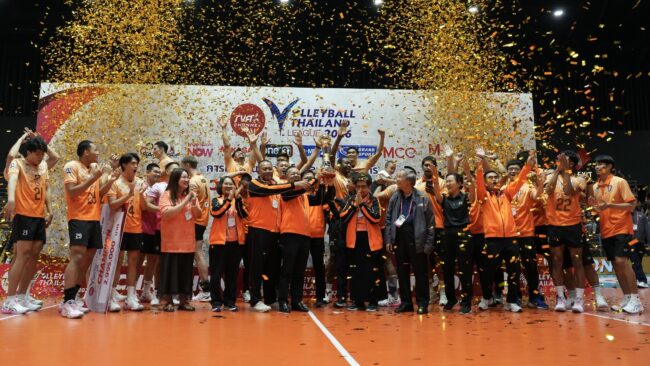 คว้าแชมป์สมัยที่ 11