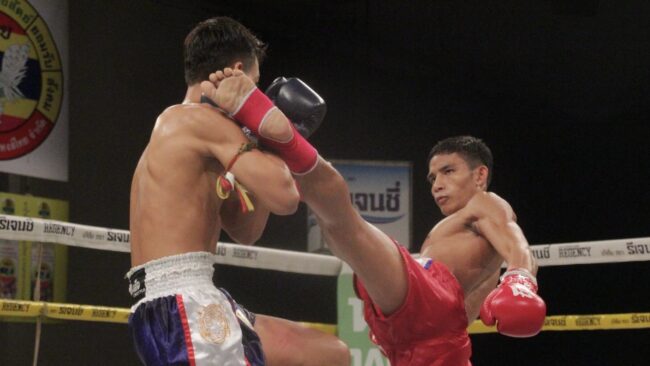 “หัสดี” ควงแขนเ “พรเพชร” เข้ารอบ 8 คนสุดท้าย ศึก “มวยรอบปูนเสือ มวยไทยพันธุ์แท้ ครั้งที่ 25” สาย A และ สาย B รอบ 16 คน นัดที่ 3