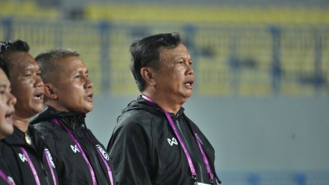 ศิริศักดิ์ ยอดญาติไทย” ให้สัมภาษณ์หลังการแข่งขันฟุตบอลชิงแชมป์อาเซียนรุ่นอายุไม่เกิน 17 ปี นัดที่สอง