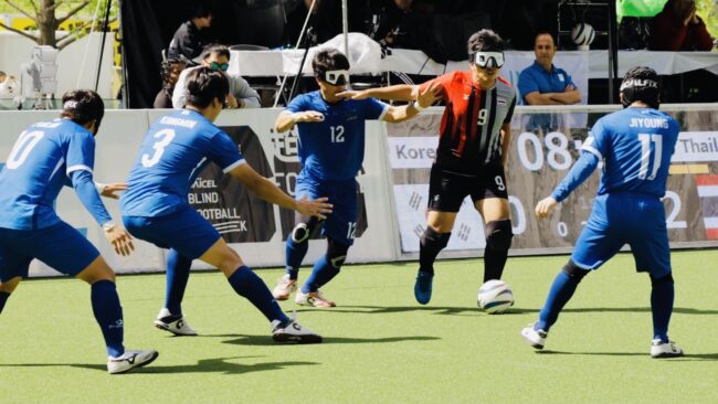 แข้งตาบอดไทยรัวไม่ยั้ง “กิตติกร-วันชนะ” ซัดดับซ่าเกาหลีใต้ 2-0 ปลุกวิญญาณช้างศึก จ่อลิ่วตัดเชือกชิงแชมป์เอเชียที่โอซาก้า