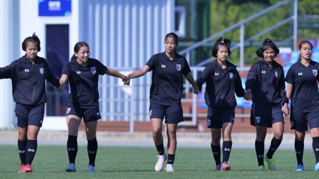 เดิมพันตั๋วฟุตบอลเยาวชนหญิงโลกU17 ฟุตบอลหญิงไทย U17 ทบทวนแทคติก ก่อนดวลเกาหลีเหนือ ชิงตั๋วเวิลด์คัพ, “กุลิสรา” กระตุ้นทีมห้ามกลัว-ห้ามกดดัน พร้อมสู้เต็มที่เพื่อเข้ารอบ
