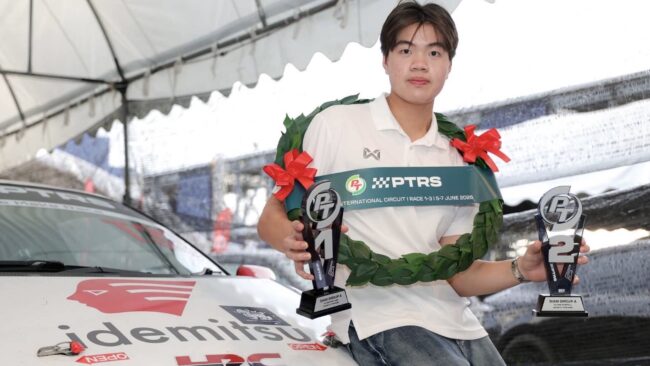 เรียว” วงศพัทธ์ เกตุศิริ​ นักแข่งวัย​ 17​ ​ปี โชว์ฟอร์มแกร่ง พา Idemitsu Racing Team Thailand by AP คว้าแชมป์คลาส PRO ในศึก PT MAXNITRON RACING SERIES 2026 ⠀