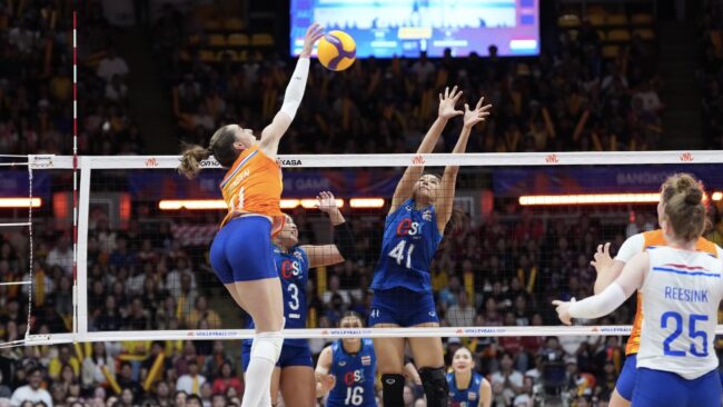 ทีมนักตบสาวไทย ต้านไม่ไหว พ่าย เนเธอร์แลนด์ 0-3 เซต ส่งท้ายสนามสอง