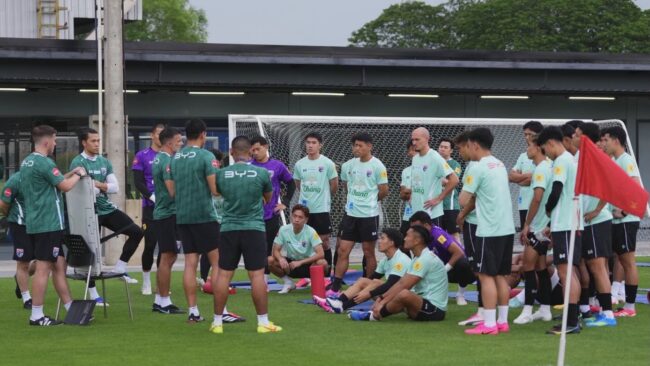 ทีมชาติไทย ซ้อมครั้งแรกเตรียมลุยอาเซียนคัพ