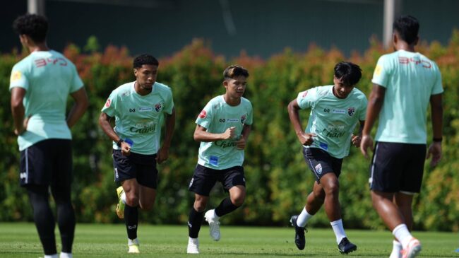 ทีมชาติไทย คัมแบ็คซ้อม เตรียมลุย AFF