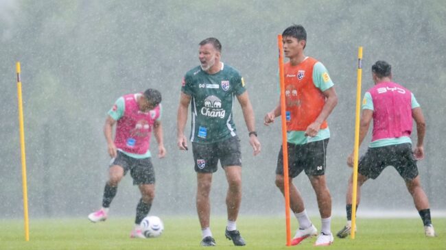 ทีมชาติไทย ซ้อมครั้งสุดท้ายก่อนเดินทางไปลาว