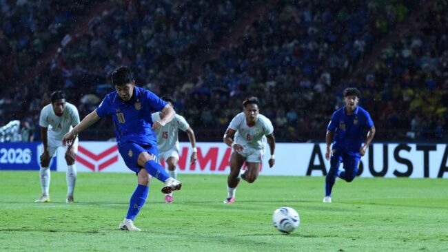 ทีมชาติไทย ชนะ เมียนมา 2-0 เก็บ 12 แต้มเต็ม ไม่เสียประตู คว้าแชมป์กลุ่ม บี ลิ่วรอบรองฯเจอสิงคโปร์