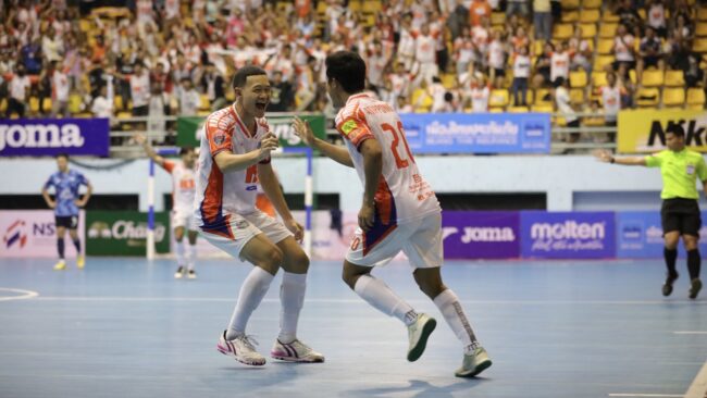 ห้องเย็นท่าข้าม คลับ เฮรวด นัดที่ 15 บุกยิง บลูเวฟ ชลบุรี 4-0