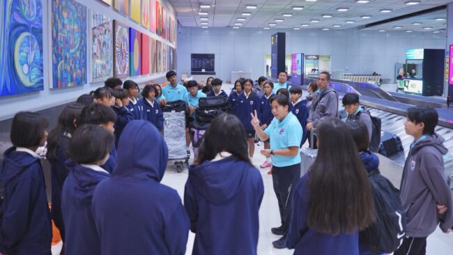 ฟุตบอลหญิงไทย U17 เดินทางกลับถึงประเทศไทย หลังคว้าแชมป์ Srikandi Merdeka Cup 2026