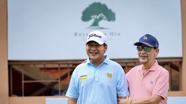 รังสฤษดิ์” เยี่ยมแคมป์ทีมชาติไทย โปรดังร่วมถ่ายทอดประสบการณ์ ก่อนล่า 4 ถ้วยอาเซียน