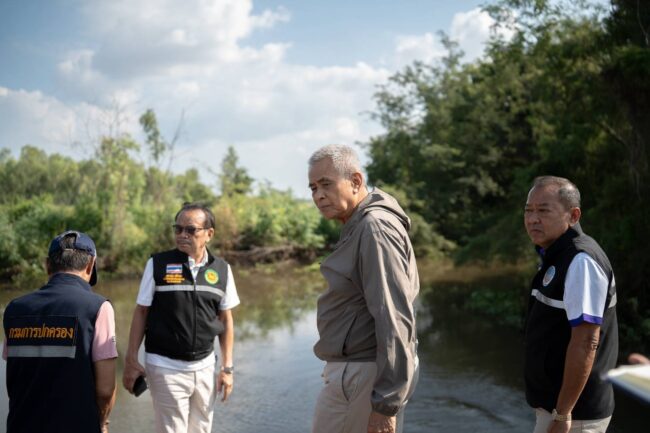 สำรวจความเสียหาย ถนน ประตูน้ำ