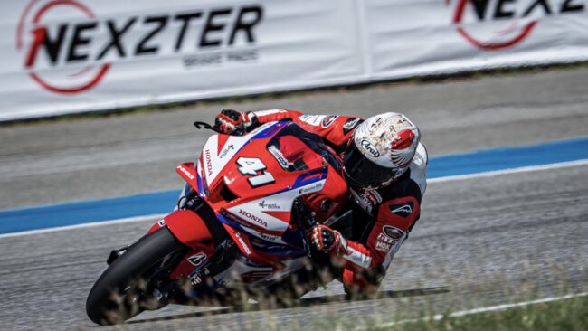 ดาวดังดวลเดือด